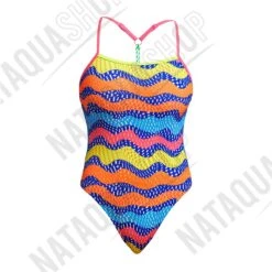 ROCKY WAVE - TWISTED FEMME